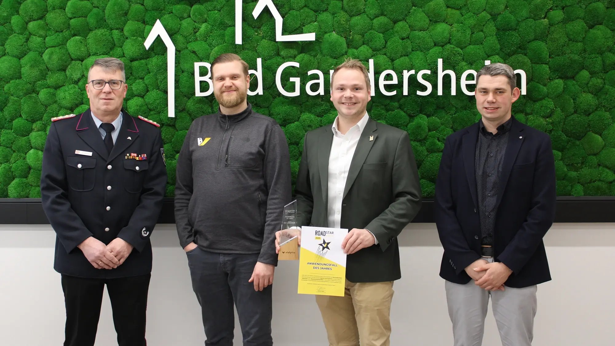 Bad Gandersheim wird als Anwendungsfall des Jahres 2025 beim RoadStar Award für die Zusammenarbeit von Feuerwehr und vialytics ausgezeichnet.