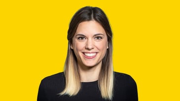 Katerina-Papamichael-portrait-yellow