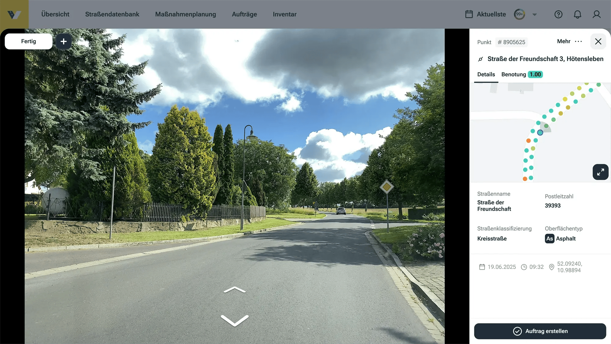 Screenshot aus dem vialytics Web-System zeigt eine Straße im LK Börde 