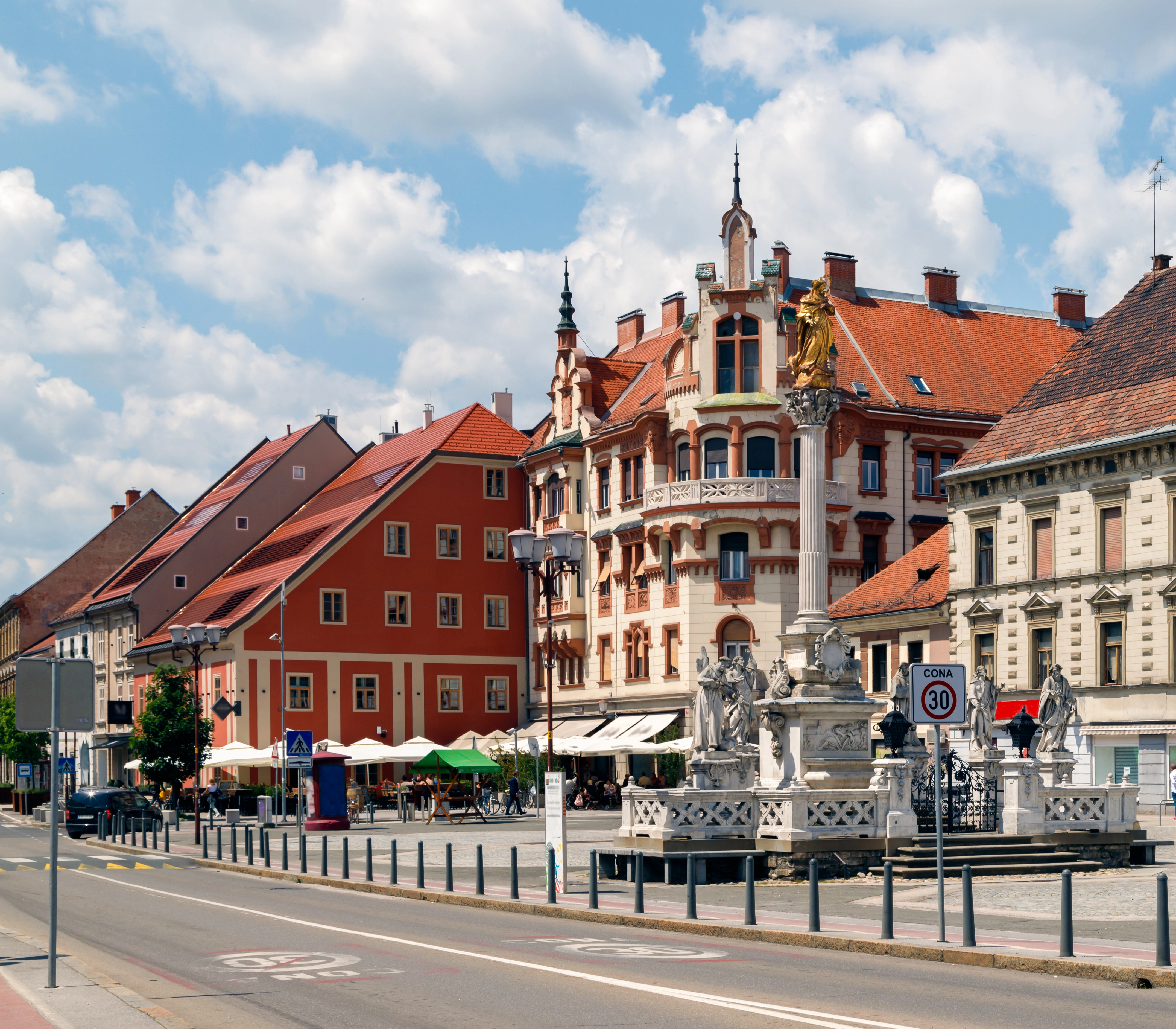 AdobeStock_244242705